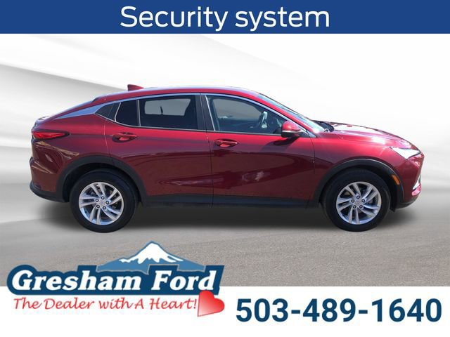 Used 2024 Buick Envista Preferred w/ Convenience I Package image 2