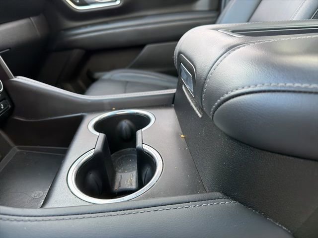 Used 2021 Chevrolet Tahoe Z71 image 36