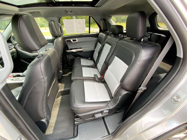 Certified 2023 Ford Explorer XLT w/ Equipment Group 202A AWD/4WD image 23