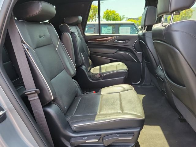 Used 2023 Cadillac Escalade Premium Luxury image 21