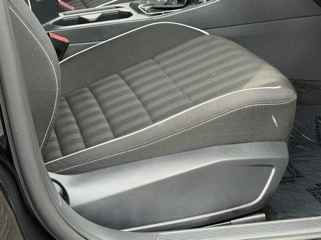 Used 2023 Volkswagen Jetta Sport FWD image 33