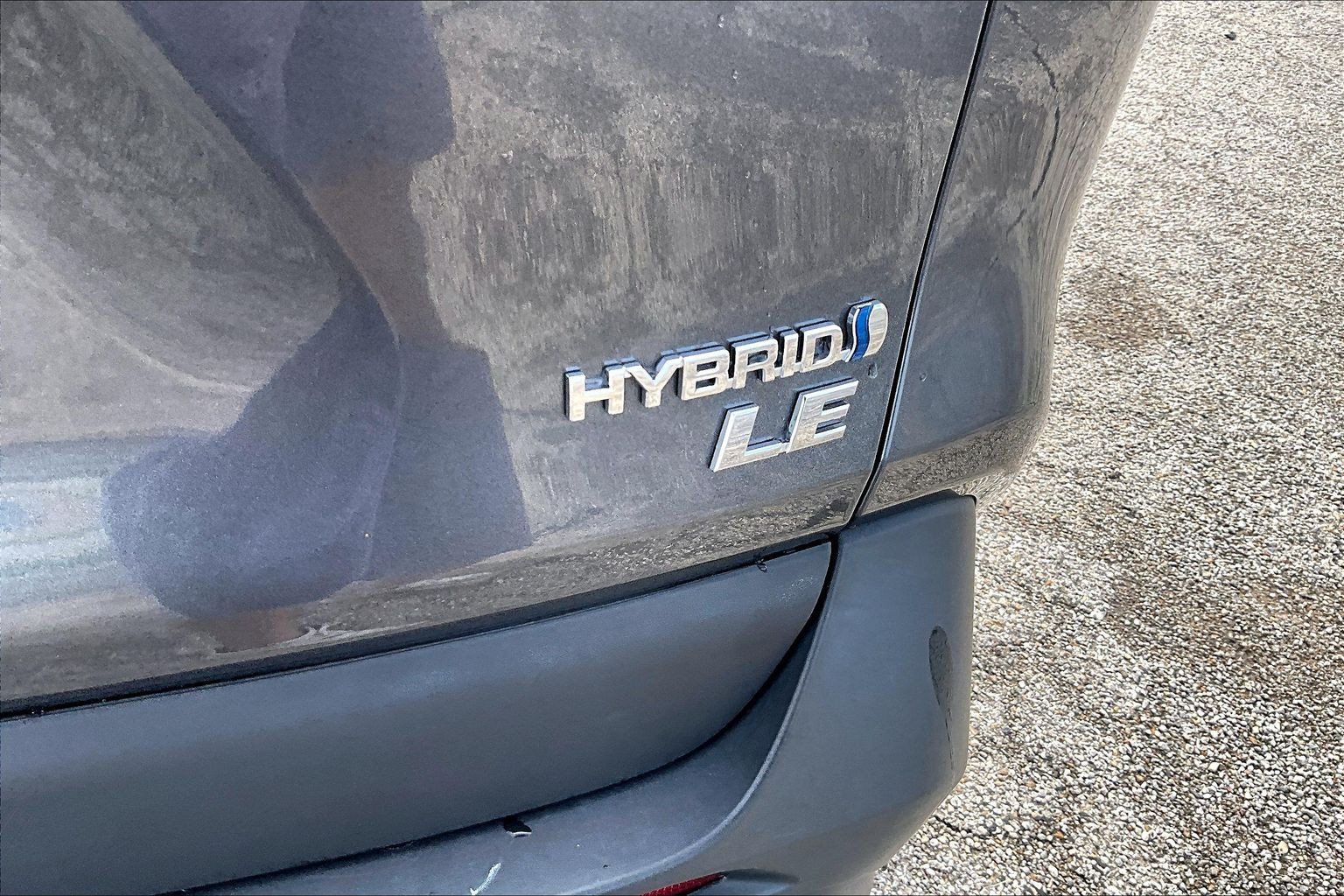 Used 2024 Toyota RAV4 LE AWD/4WD image 8
