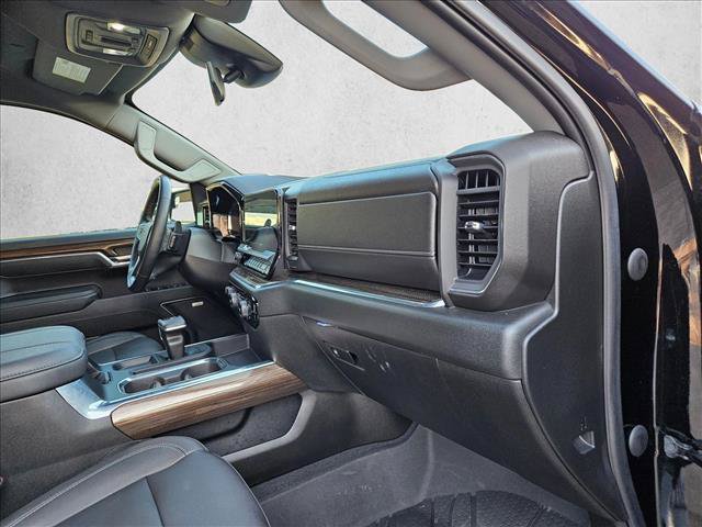 Used 2023 Chevrolet Silverado 1500 RST w/ Convenience Package II AWD/4WD image 17
