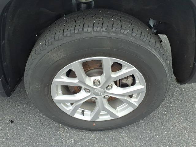 Used 2023 Jeep Grand Cherokee L Limited AWD/4WD image 22