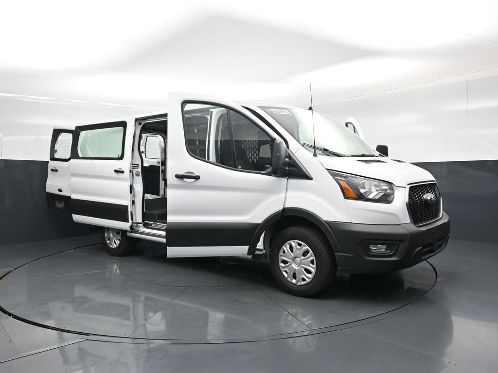 Certified 2025 Ford Transit 250 Low Roof w/ Exterior Upgrade Package RWD image 26