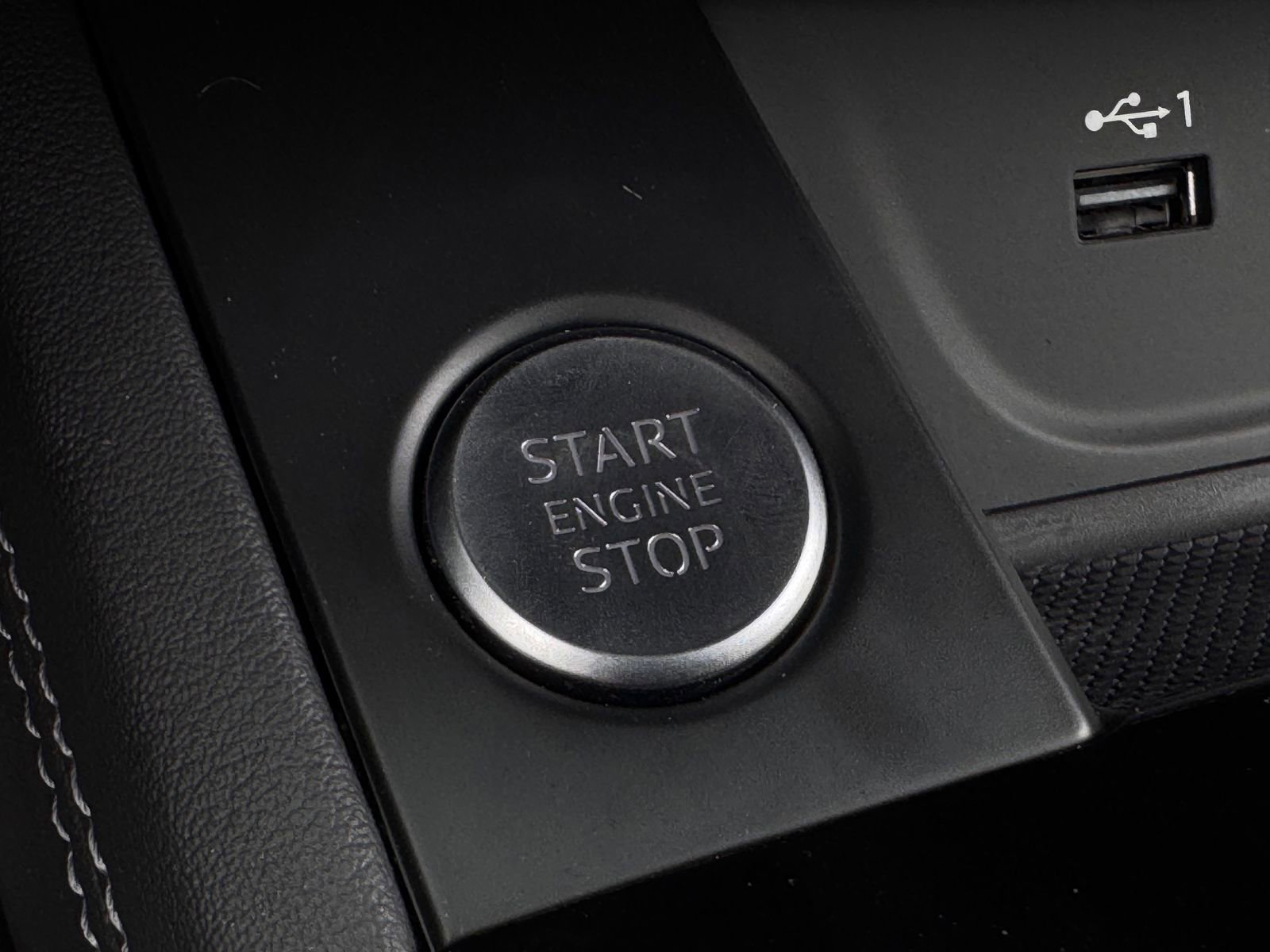 Used 2023 Audi A5 2.0T Premium Plus w/ Premium Plus image 23