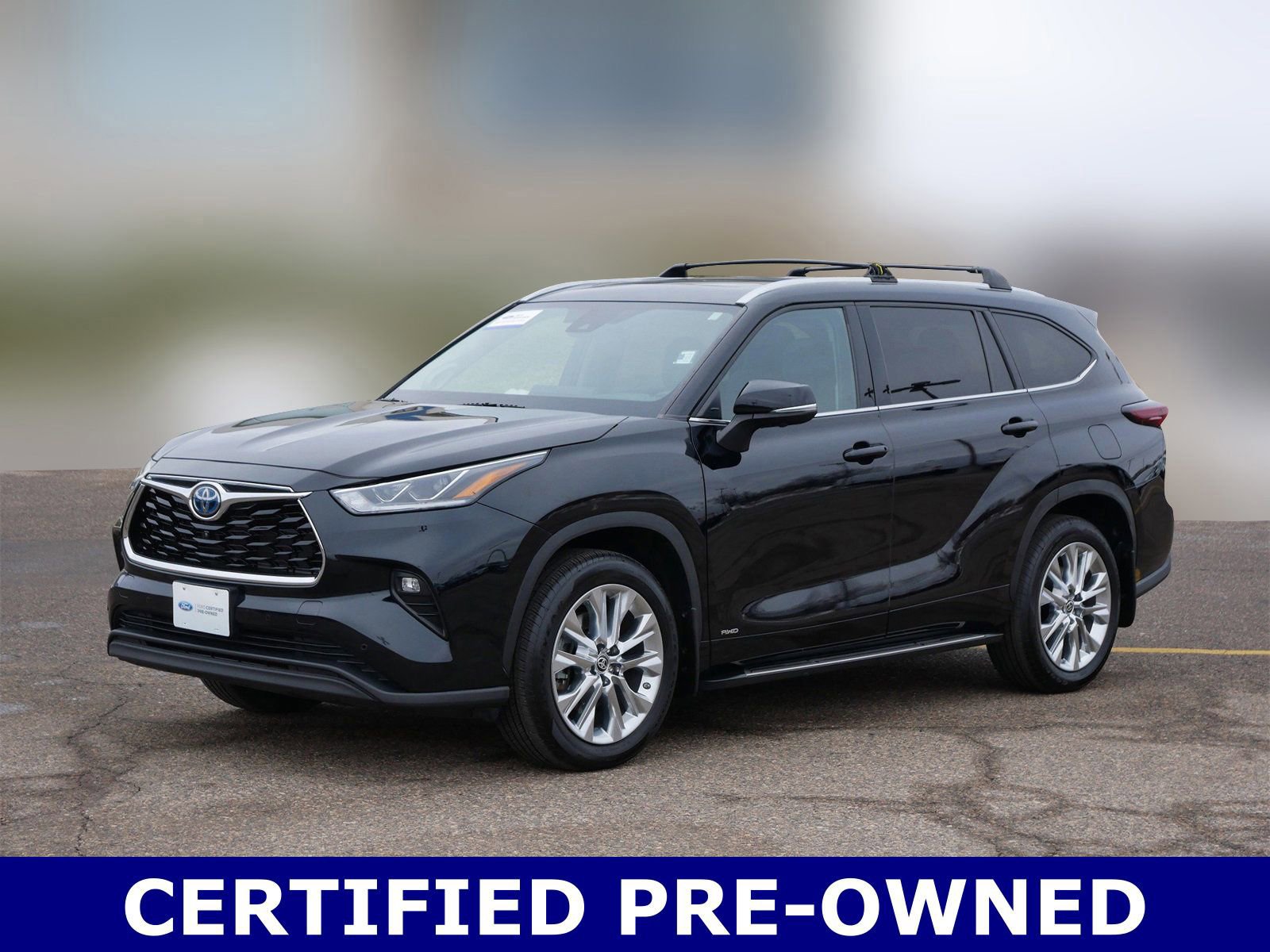 Used 2024 Toyota Highlander Limited image 8