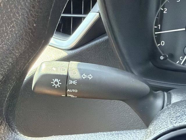 Used 2025 Toyota Corolla LE FWD image 28