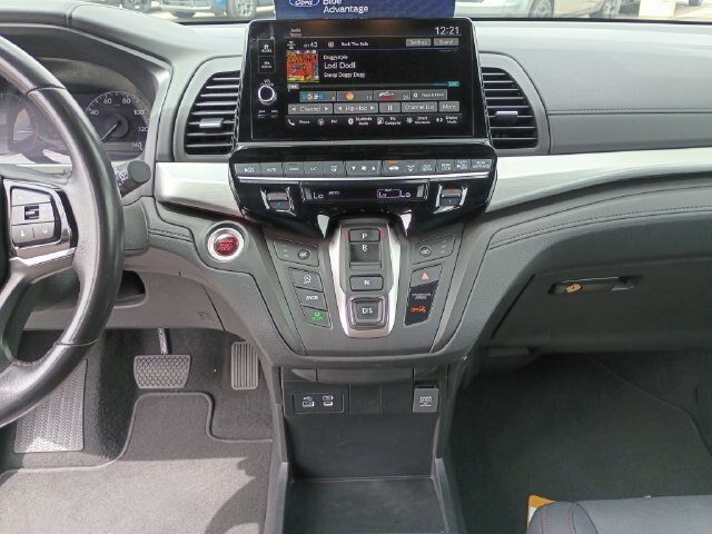 Used 2025 Honda Odyssey Sport-L image 18
