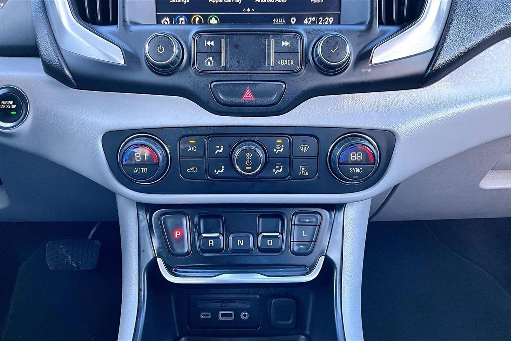 Used 2021 GMC Terrain SLT image 31