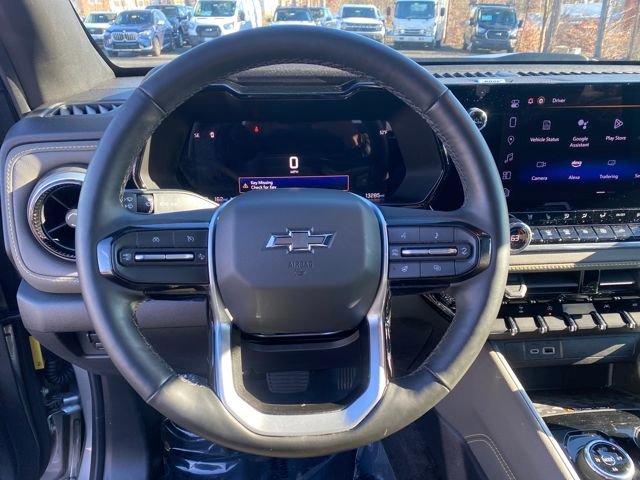 Used 2024 Chevrolet Colorado ZR2 w/ ZR2 Convenience Package III image 17