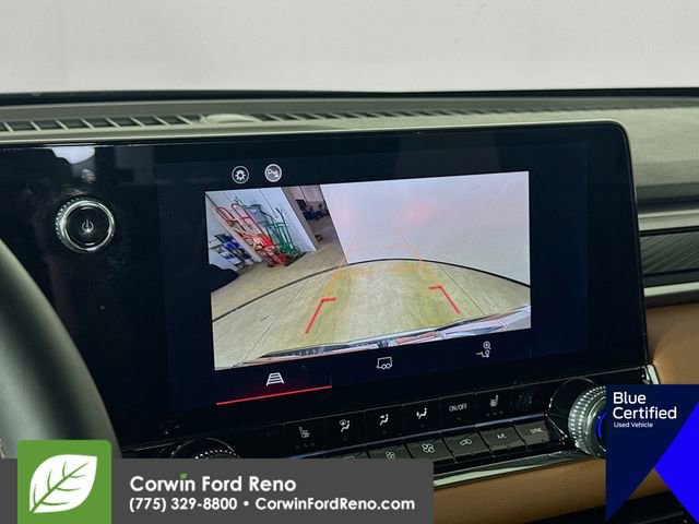 Used 2025 GMC Canyon AT4 image 17