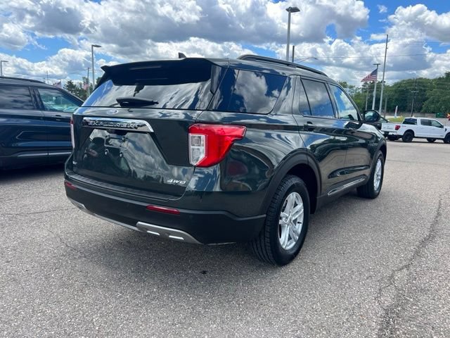 Certified 2023 Ford Explorer XLT w/ Equipment Group 202A AWD/4WD image 4