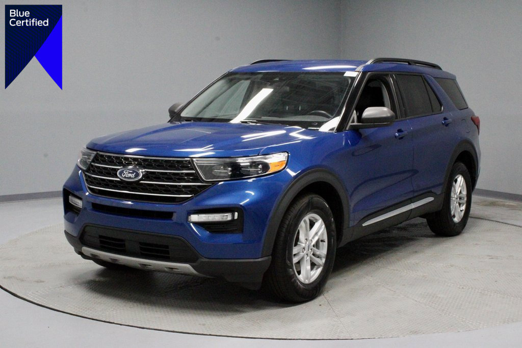 Certified 2022 Ford Explorer XLT w/ Equipment Group 202A image 1