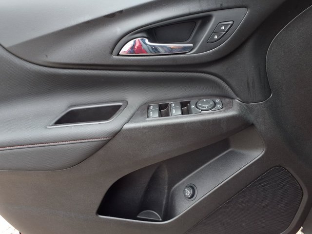 Used 2022 Chevrolet Equinox RS w/ LPO, Floor Liner Package FWD image 17