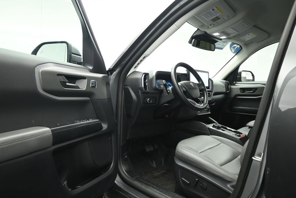 Certified 2025 Ford Bronco Sport Badlands AWD/4WD image 7