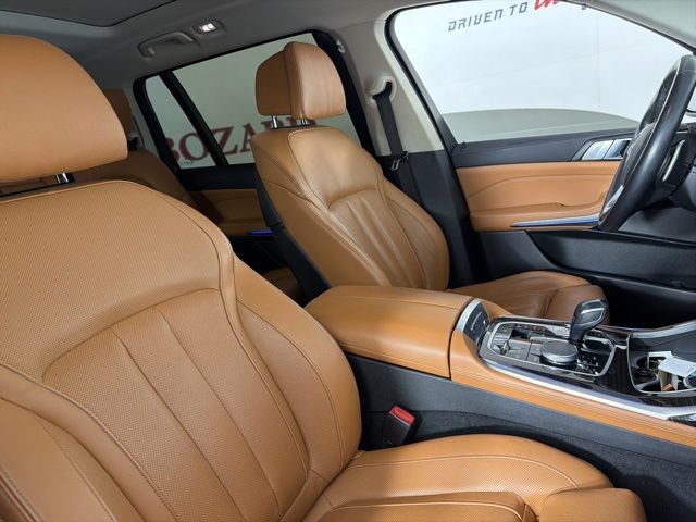 Used 2021 BMW X7 xDrive40i w/ Premium Package AWD/4WD image 16