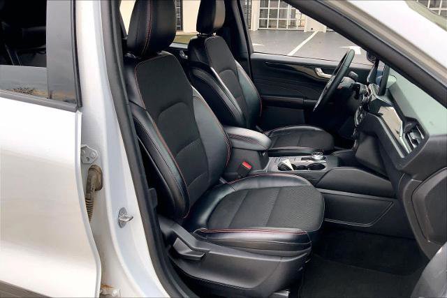 Certified 2025 Ford Escape ST-Line image 11