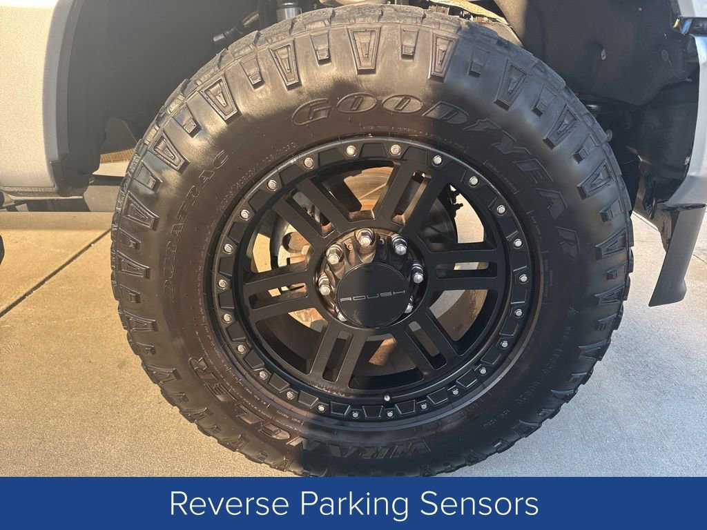 Certified 2022 Ford F250 Lariat w/ Black Appearance Package image 7