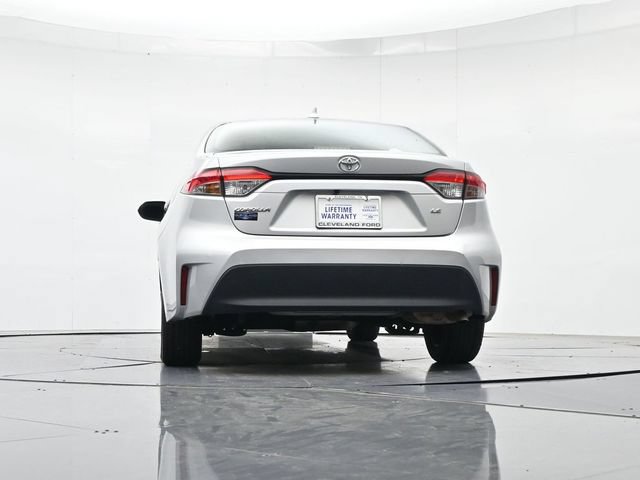 Used 2024 Toyota Corolla LE FWD image 40