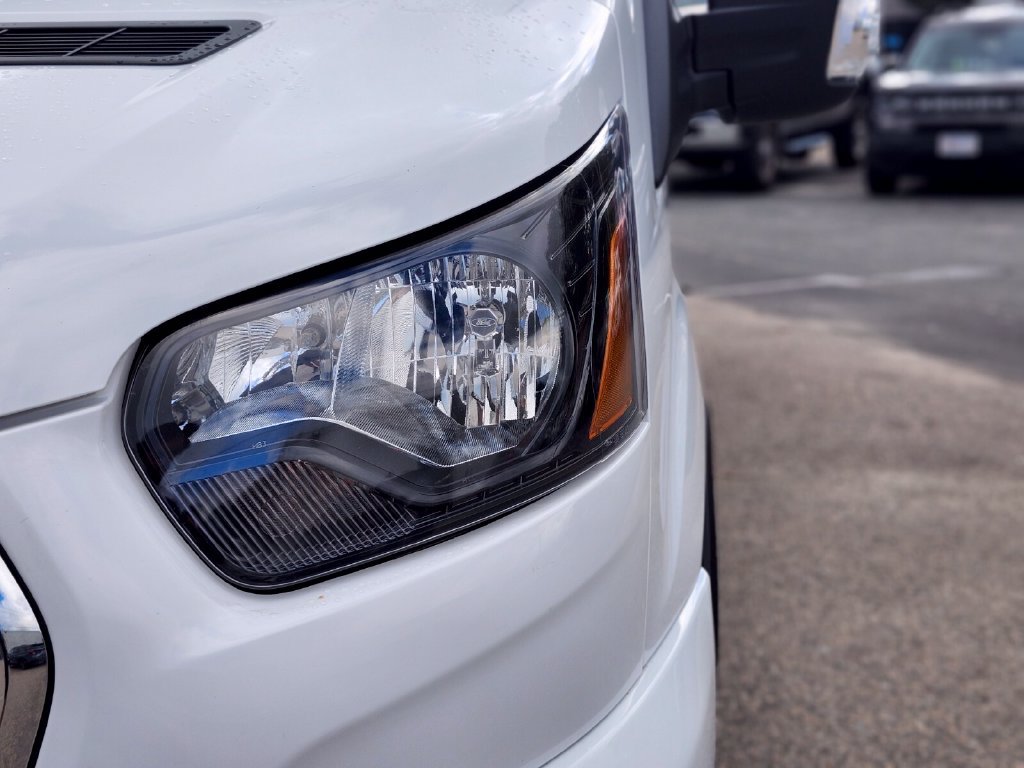 Certified 2025 Ford Transit 350 XLT RWD image 10