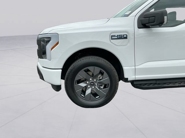 Certified 2024 Ford F150 Lightning XLT w/ Max Trailer Tow Package AWD/4WD image 9