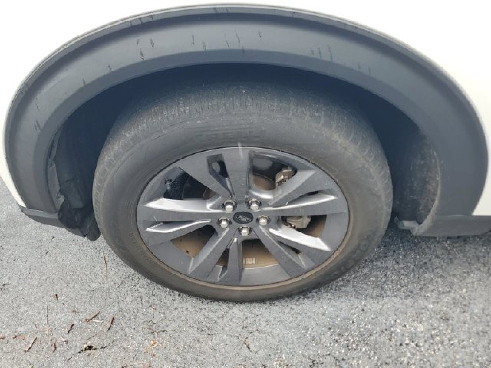 Certified 2023 Ford Explorer XLT w/ Equipment Group 202A RWD image 3