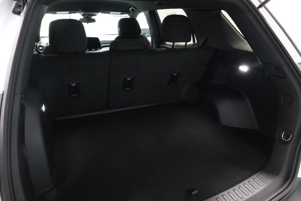 Used 2026 Chevrolet Equinox LT image 19