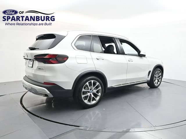 Used 2025 BMW X5 xDrive50e AWD/4WD image 7