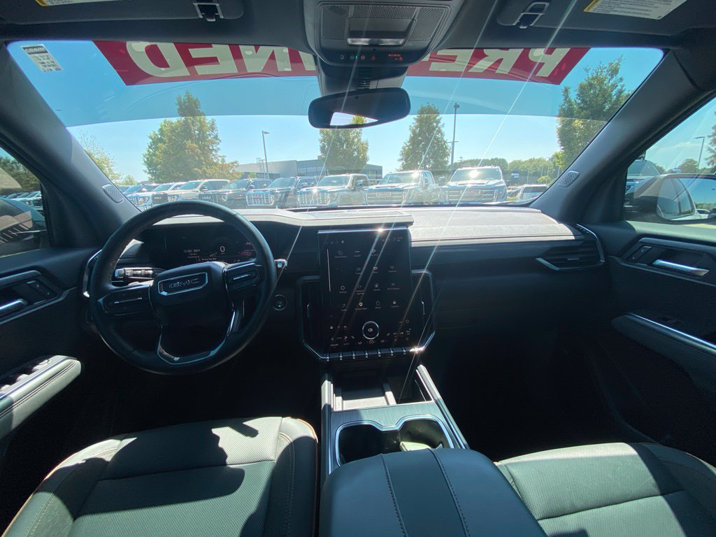 Used 2025 GMC Acadia AT4 AWD/4WD image 27