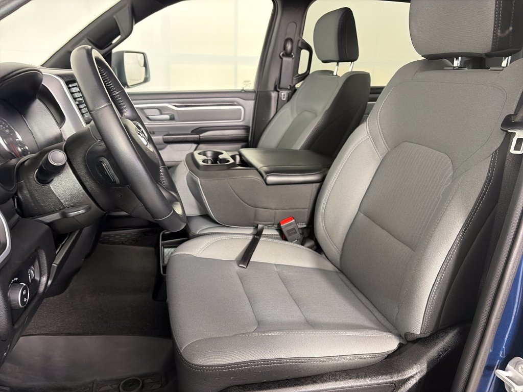 Used 2022 RAM 1500 Big Horn AWD/4WD image 11