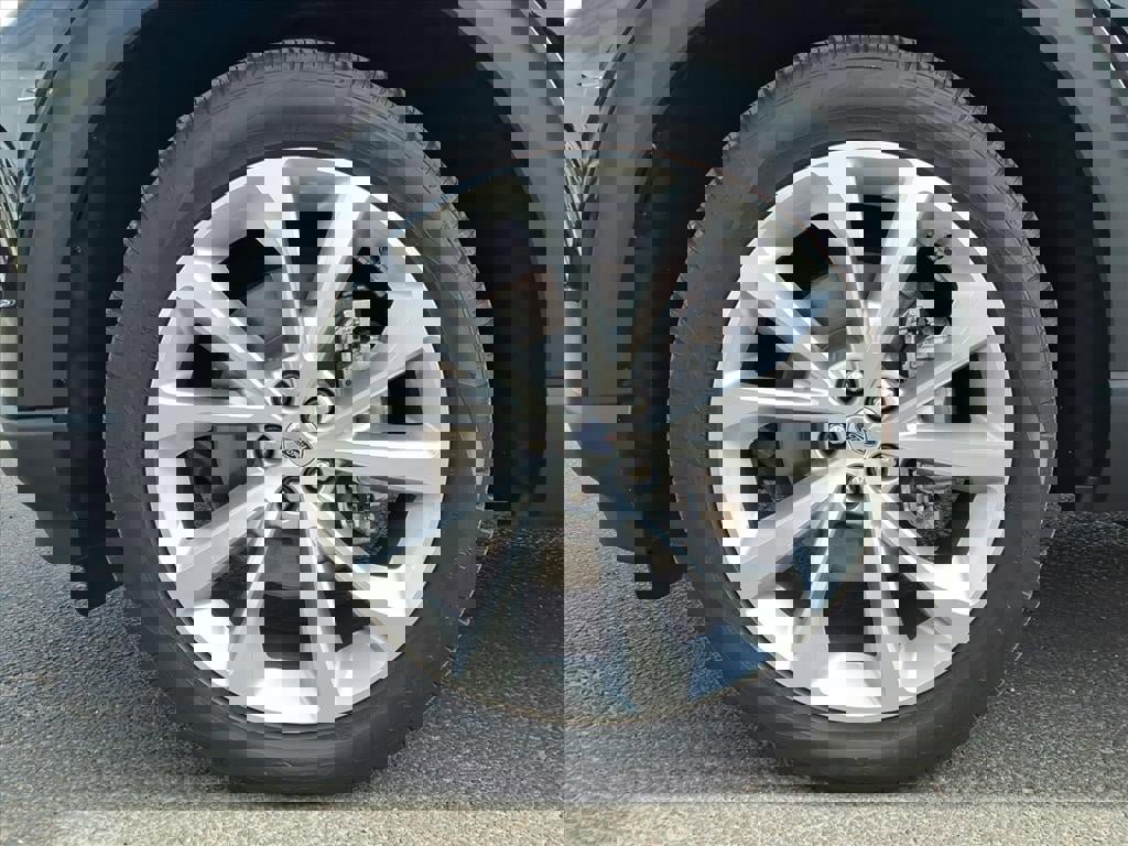 Certified 2023 Ford Explorer Platinum w/ Technology Package image 9