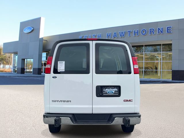 Used 2025 GMC Savana 2500 w/ Driver Convenience Package RWD image 5