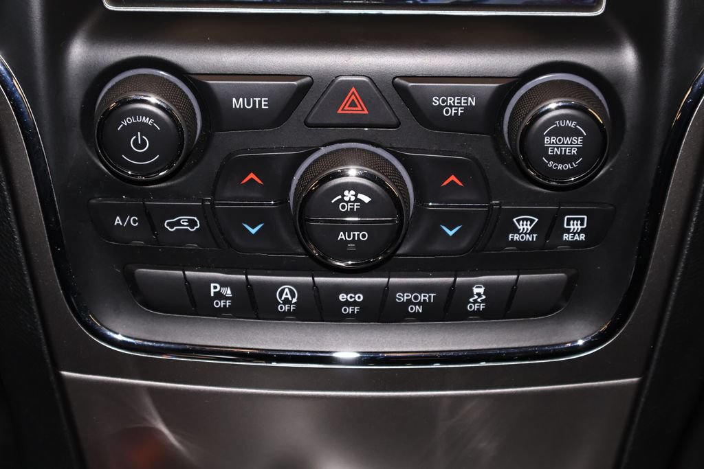 Used 2018 Jeep Grand Cherokee Laredo AWD/4WD image 30