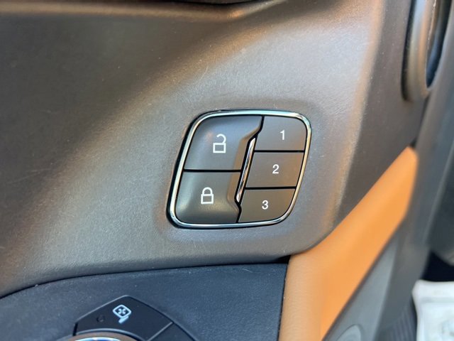 Certified 2022 Ford Expedition Platinum image 9