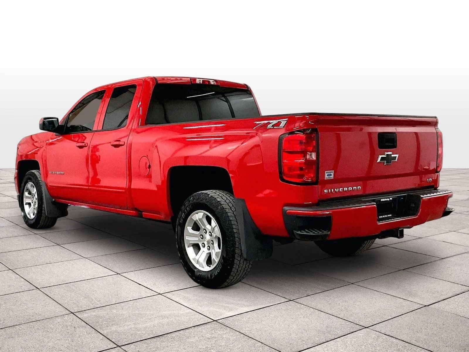 Used 2019 Chevrolet Silverado 1500 LT w/ All Star Edition image 10