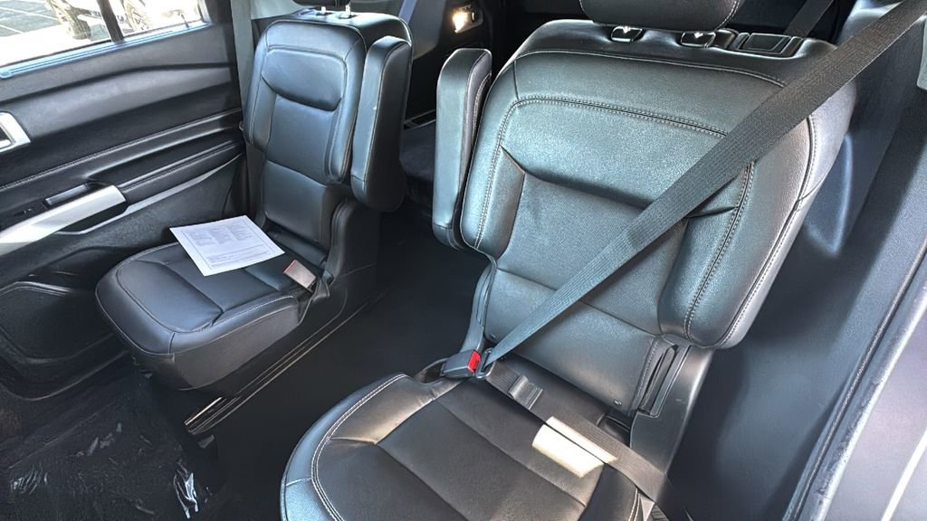 Certified 2023 Ford Explorer Limited w/ Limited Technology Package RWD image 23