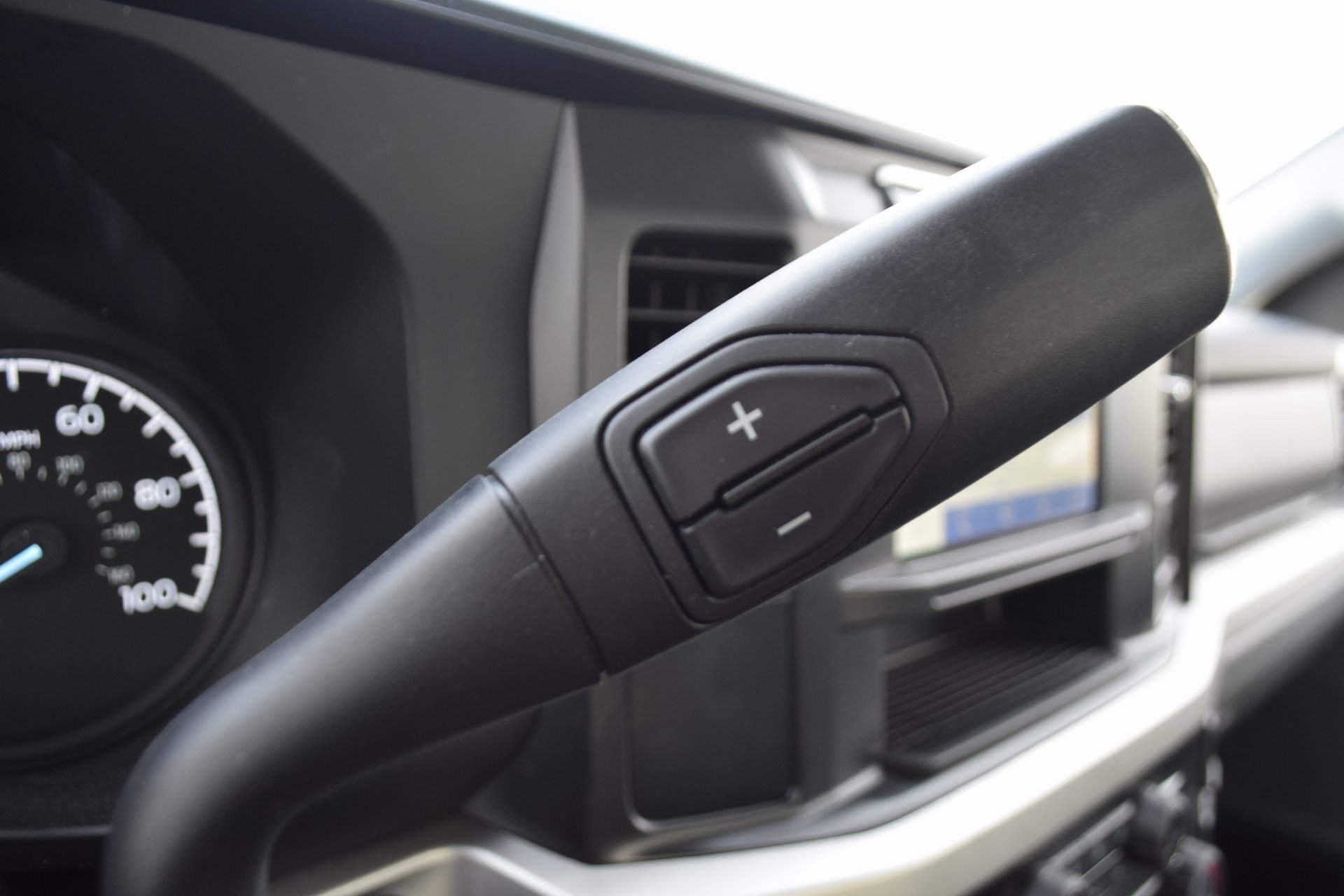 Certified 2024 Ford F350 XLT w/ FX4 Off-Road Package image 15