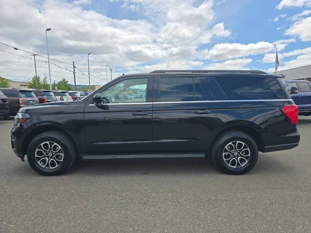 Certified 2024 Ford Expedition Max XLT AWD/4WD image 2
