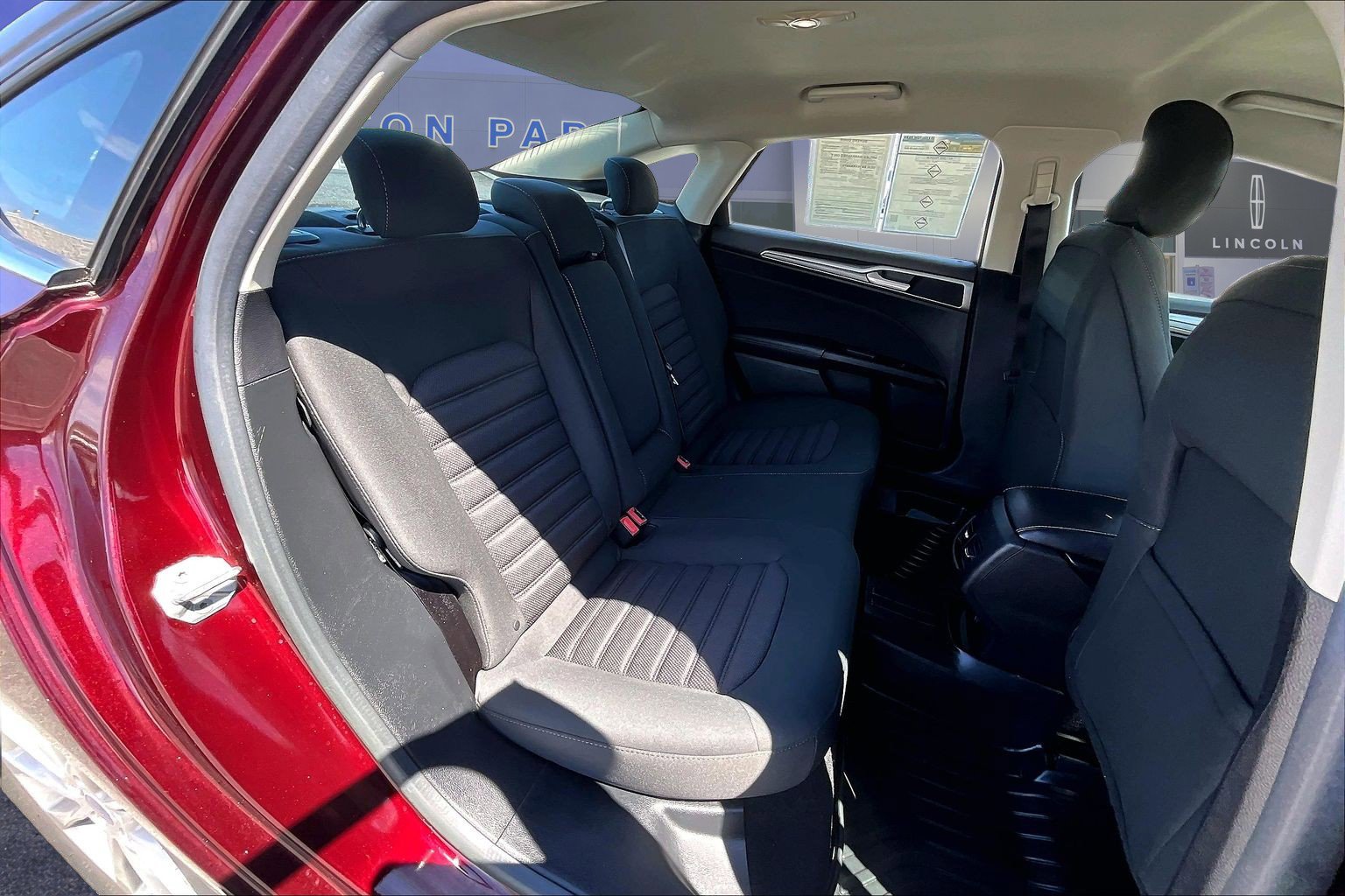 Certified 2017 Ford Fusion SE FWD image 25