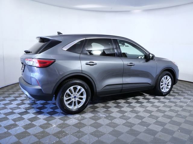 Certified 2022 Ford Escape SE w/ Cold Weather Package image 4