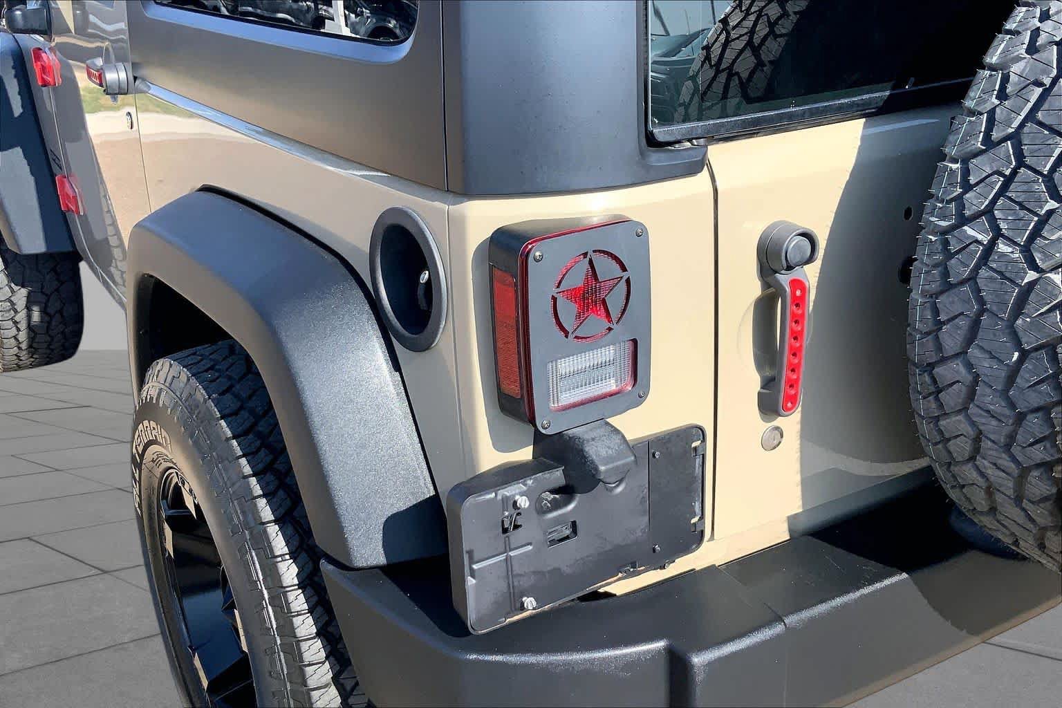 Used 2017 Jeep Wrangler Sport AWD/4WD image 29