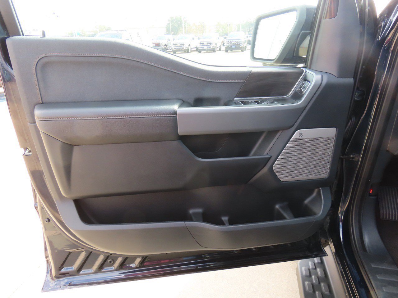 Certified 2025 Ford F150 Lightning Lariat image 27