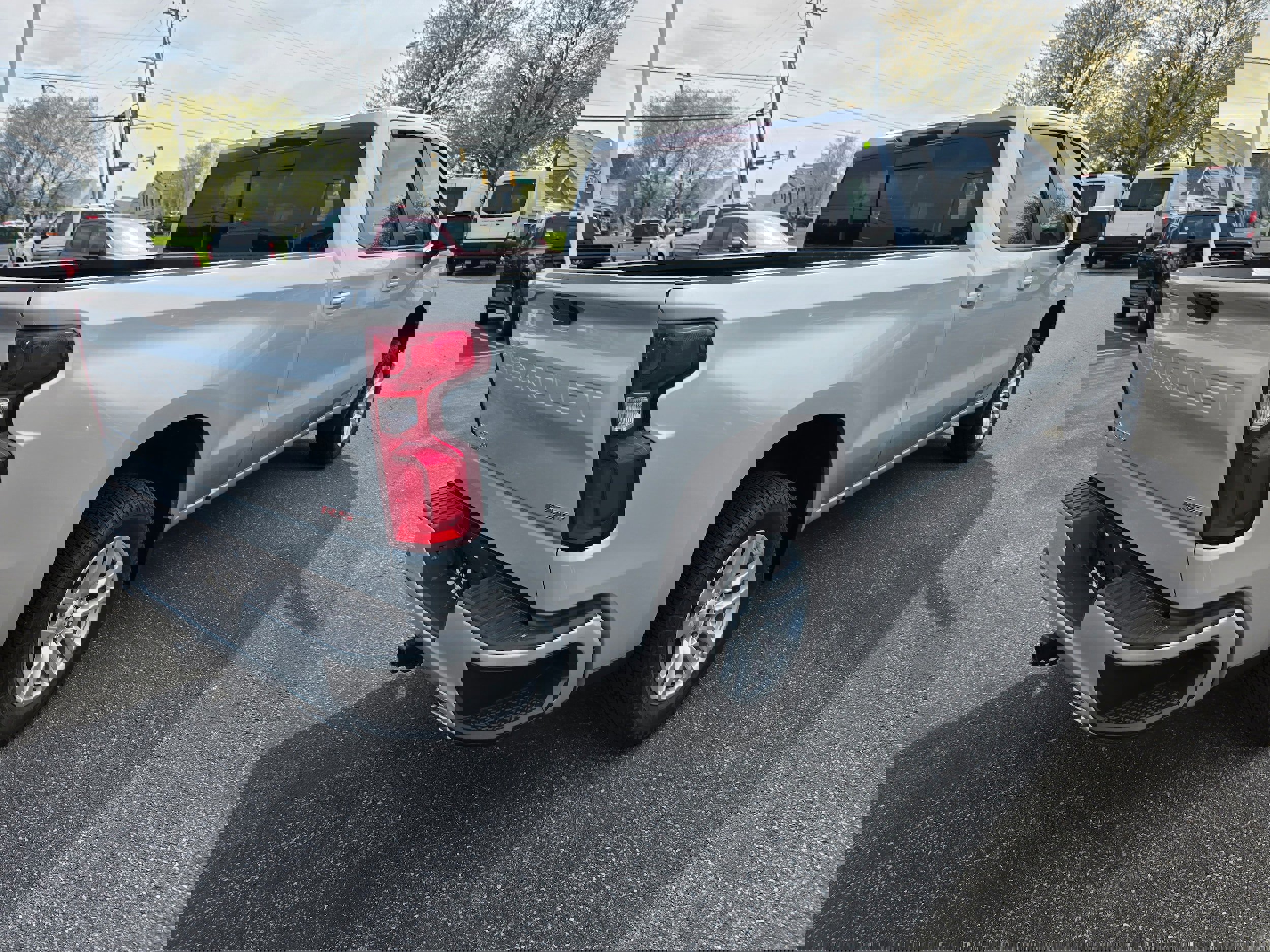 Used 2019 Chevrolet Silverado 1500 RST image 4