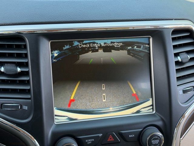 Used 2017 Jeep Grand Cherokee Limited AWD/4WD image 28