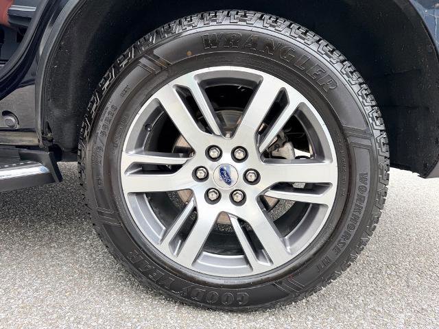 Certified 2023 Ford Expedition Limited image 21