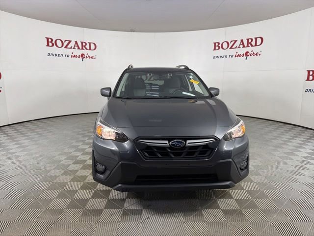 Used 2022 Subaru Crosstrek 2.0i Premium w/ Popular Package #4A AWD/4WD image 2