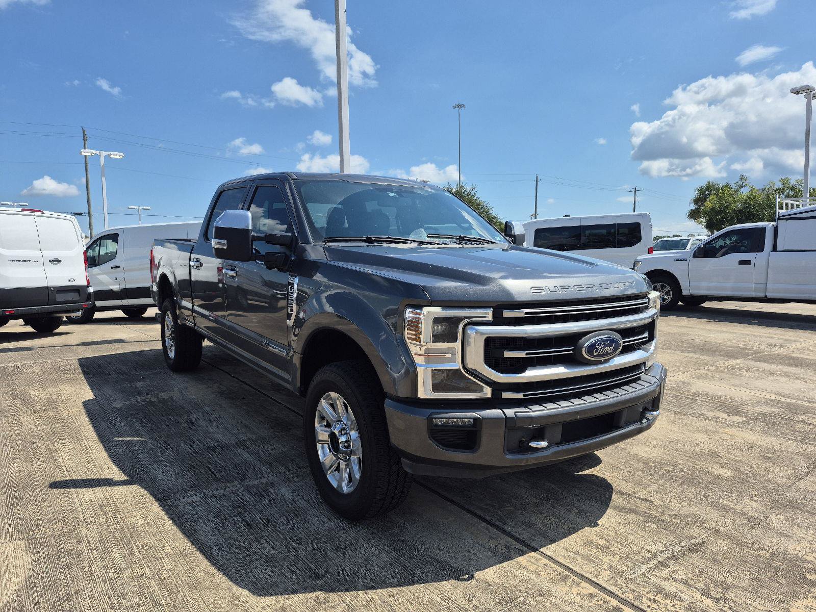 Certified 2020 Ford F250 Platinum w/ FX4 Off-Road Package AWD/4WD image 2