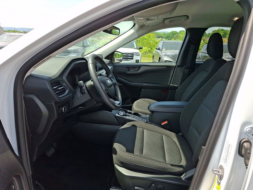 Certified 2023 Ford Escape Active AWD/4WD image 13