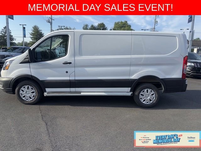 Certified 2024 Ford Transit 250 Low Roof w/ Exterior Upgrade Package RWD image 4